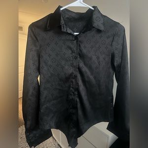 LV print tie front shirt small